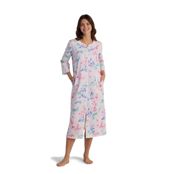 Miss Elaine Other - NWT! Women's Miss Elaine Essential Sateen Woven Long Zip Robe, Wtr Clr Leaves, S